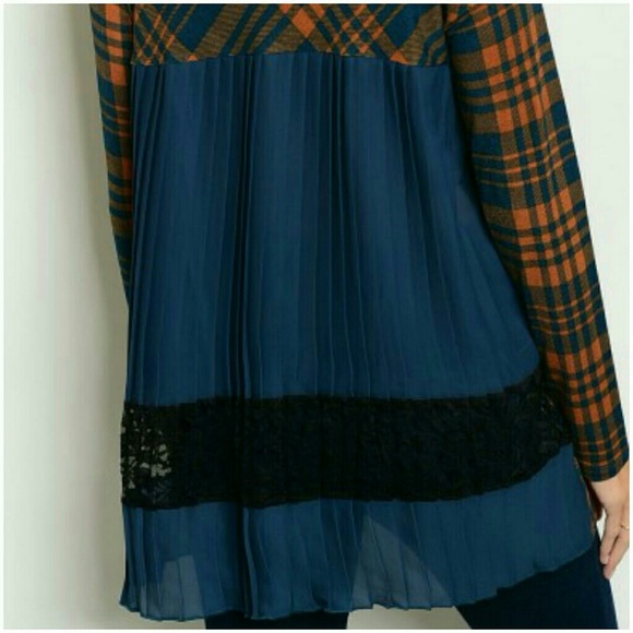 1 LEFT - Plaid & Lace Tunic - Picture 2 of 2